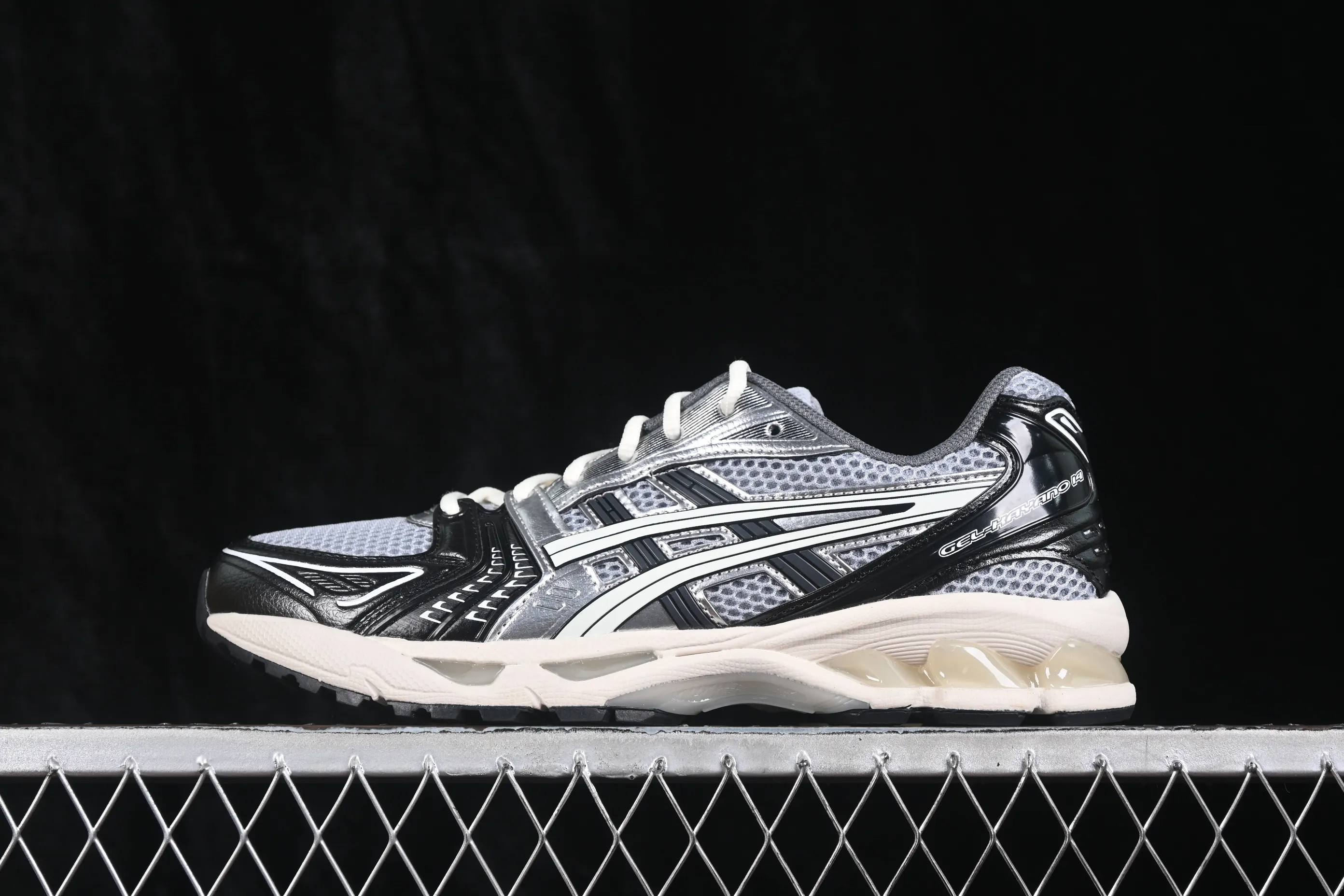 All categories Asics ASICS series Asics Gel-Kayano 14 J version 1201A935-001